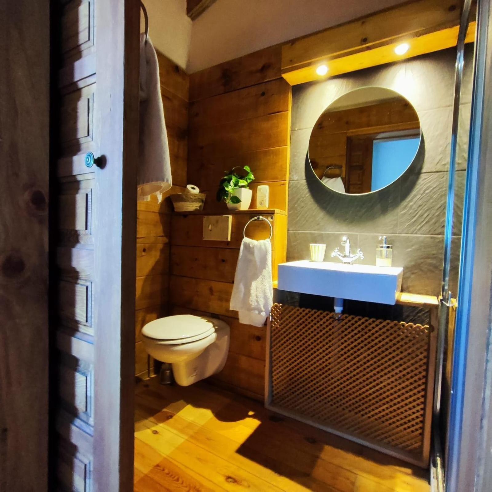 Refugio Del Aguila "Casa Diaman" Guest House Гехар-Сиера Екстериор снимка
