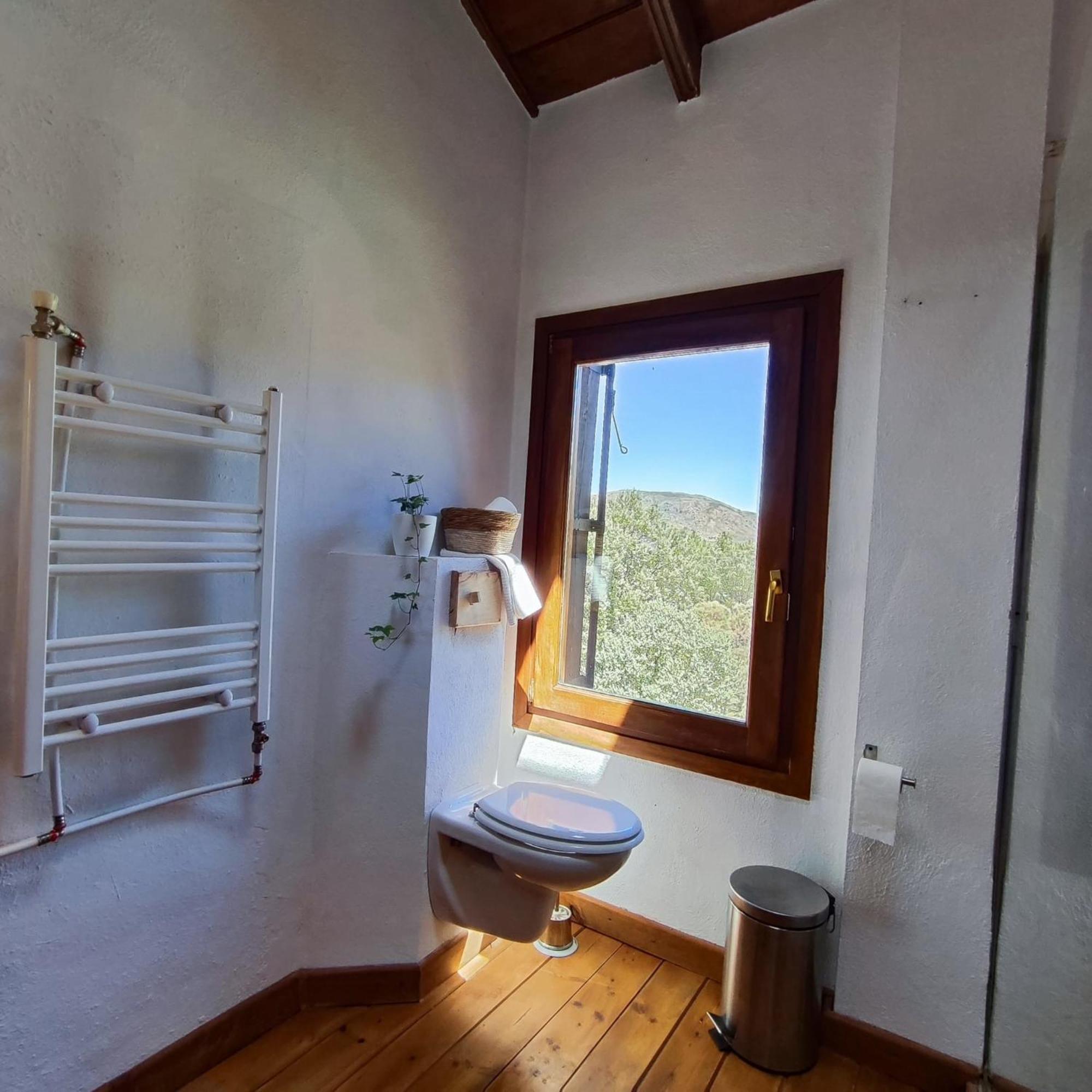 Refugio Del Aguila "Casa Diaman" Guest House Гехар-Сиера Екстериор снимка