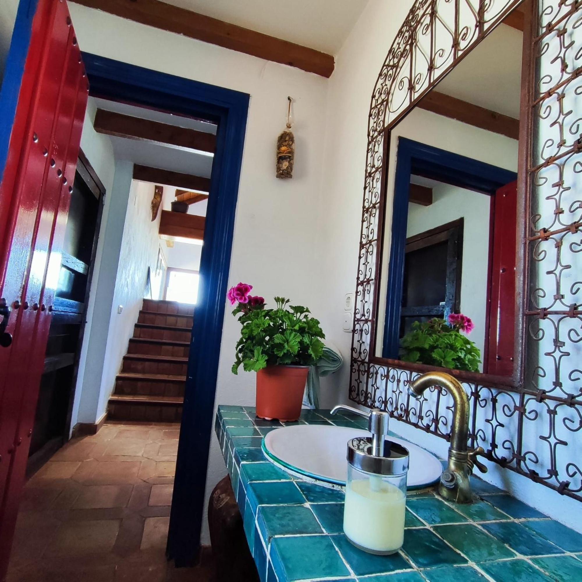 Refugio Del Aguila "Casa Diaman" Guest House Гехар-Сиера Екстериор снимка